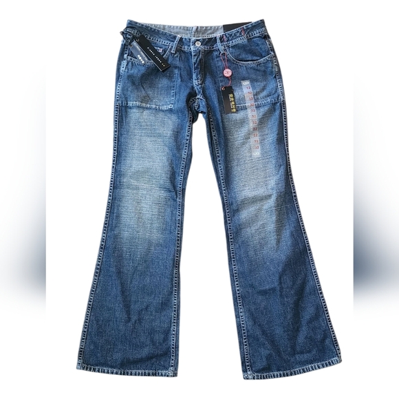 Q-Gene Denim - NWT Q-Gene Low-Rise Flared Jeans